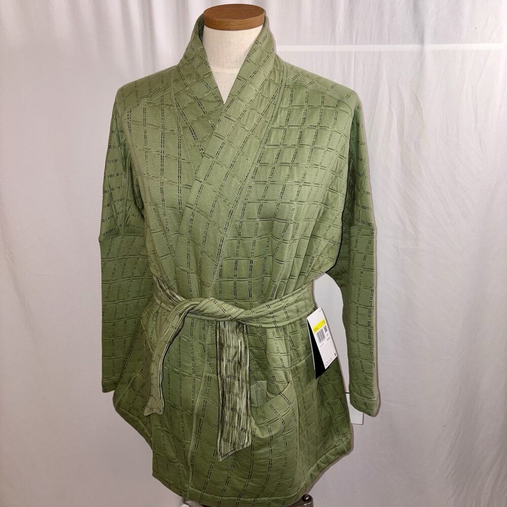 Nike Women's Small Yoga Therma-FIT Luxe Top Reversible Green Robe MSRP $140 NWT
